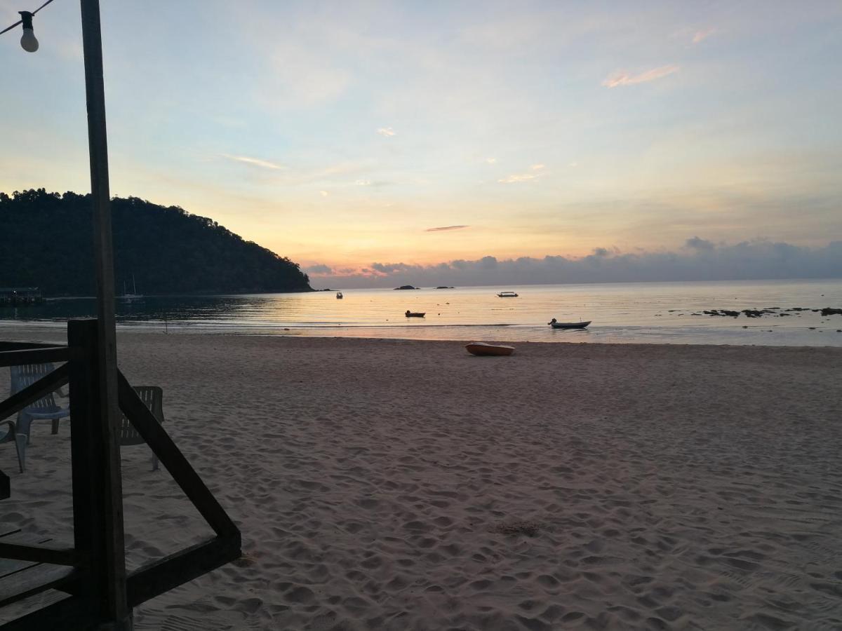 Rainbow Tioman Cottage Kampong Juara Buitenkant foto