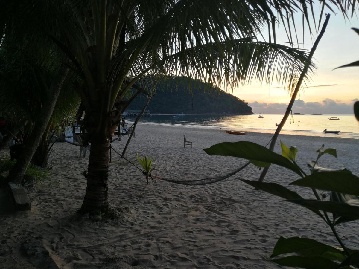 Rainbow Tioman Cottage Kampong Juara Buitenkant foto